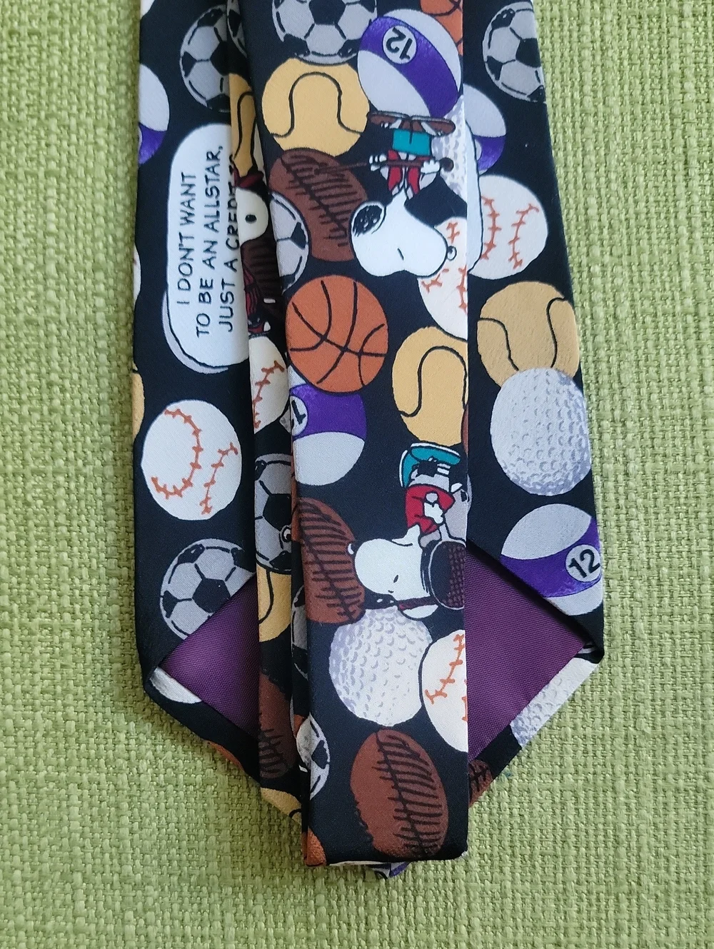 None peanuts ties